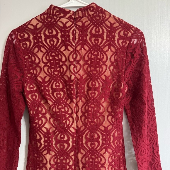 Forever 21 Burgundy Lace Dress Size Small - Picture 10 of 10